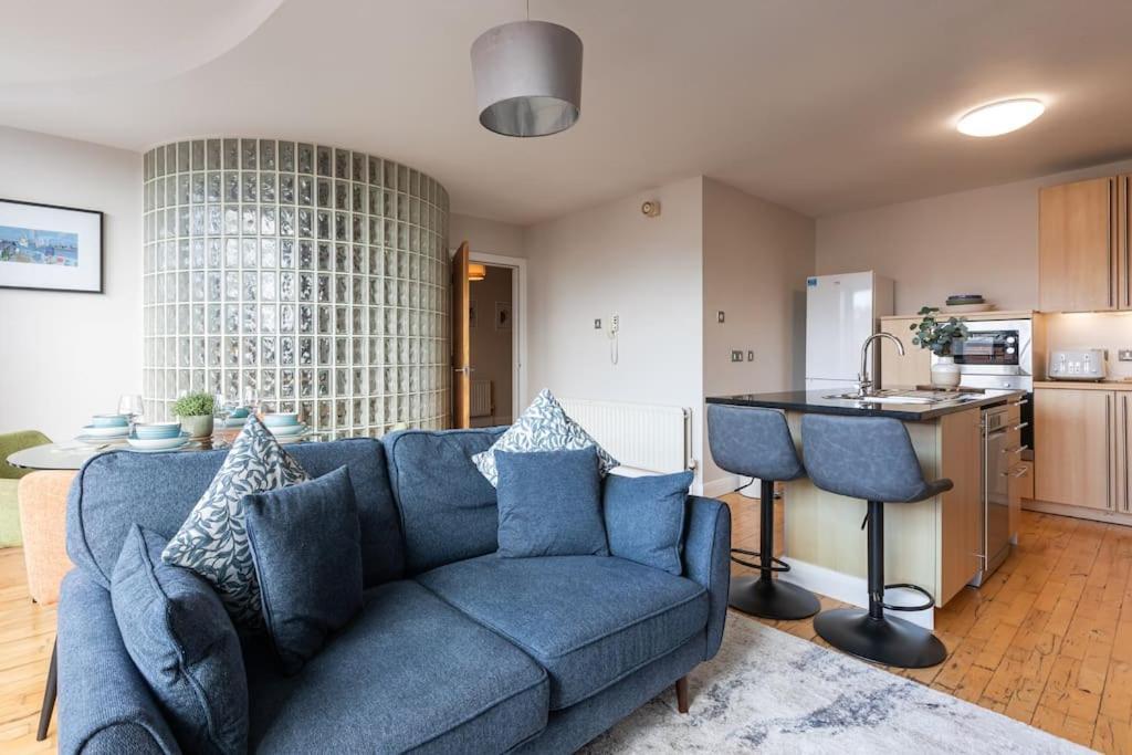 Modern Penthouse Apartment 2 Bed, 2 Bath Sleeps 6 City Centre Белфаст Екстер'єр фото
